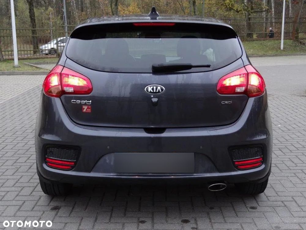 Kia Ceed 1.6 CRDi L Business Line DCT - 5