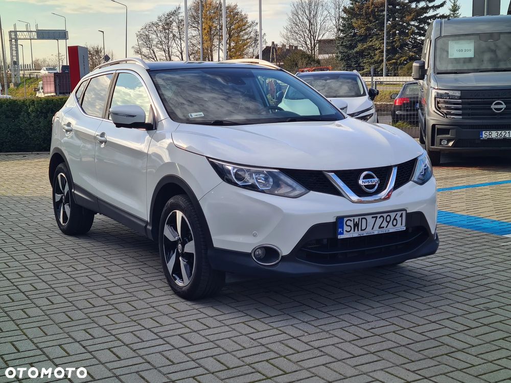 Nissan Qashqai 1.6 DIG-T N-Connecta - 2