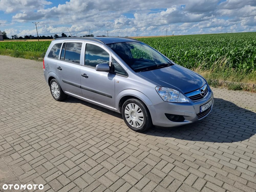 Opel Zafira 1.6 Cosmo - 1
