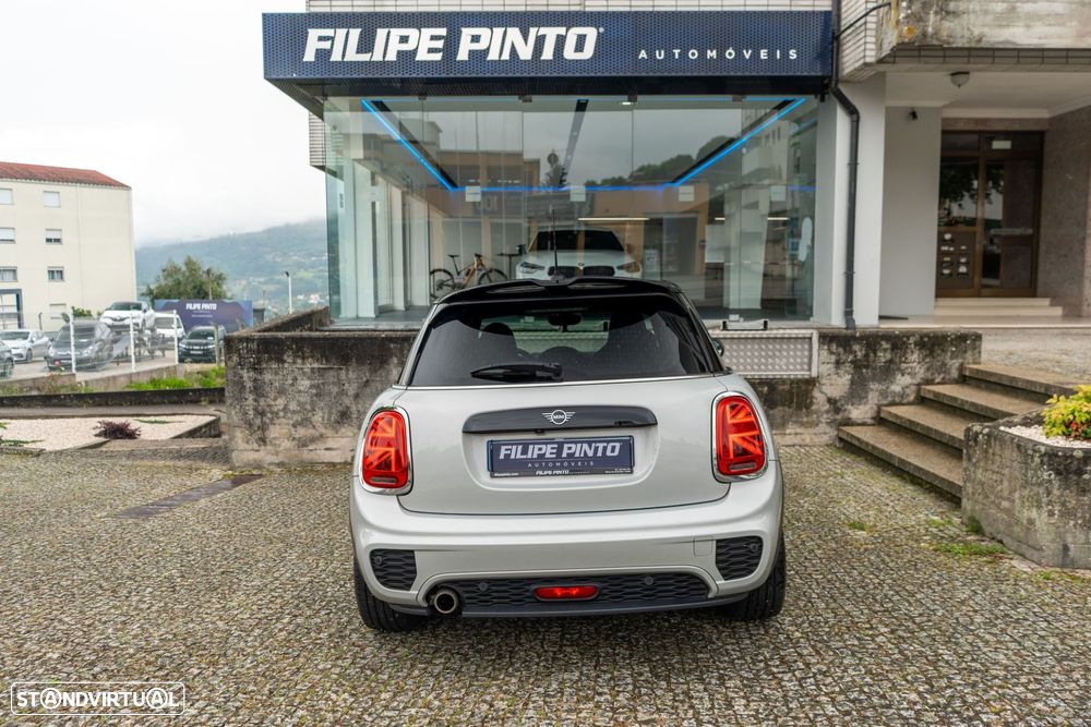 MINI 5 Portas Cooper Premium JCW Auto - 6