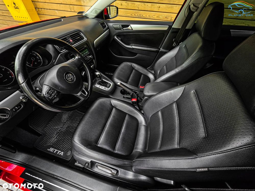 Volkswagen Jetta - 15