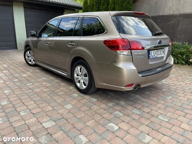 Subaru Legacy - 4