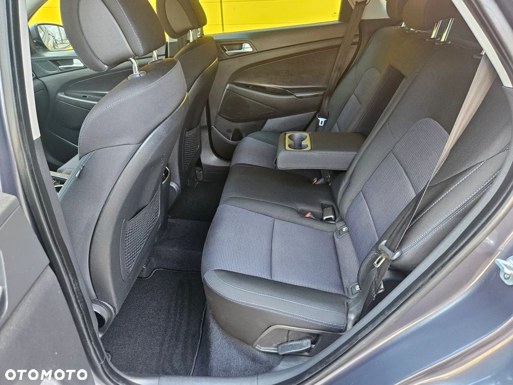 Hyundai Tucson blue 1.6 GDi 2WD Navi - 20