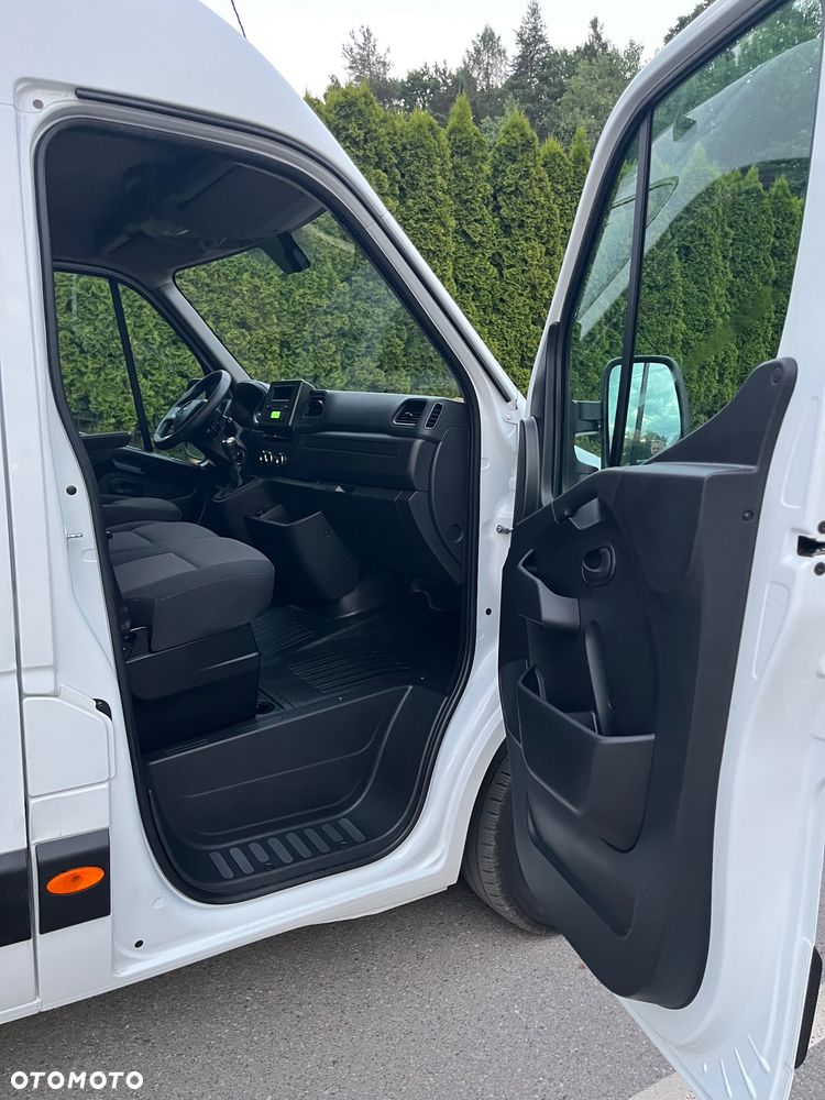 Renault Master - 15