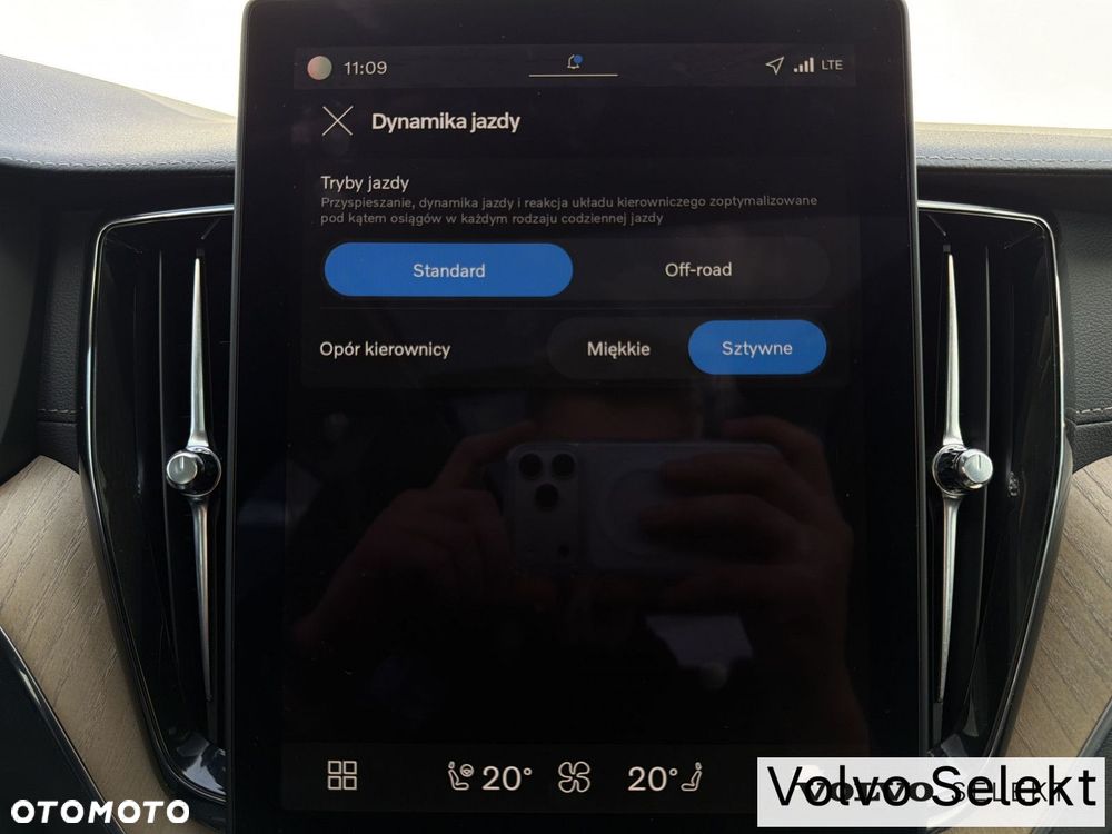 Volvo XC 60 - 30