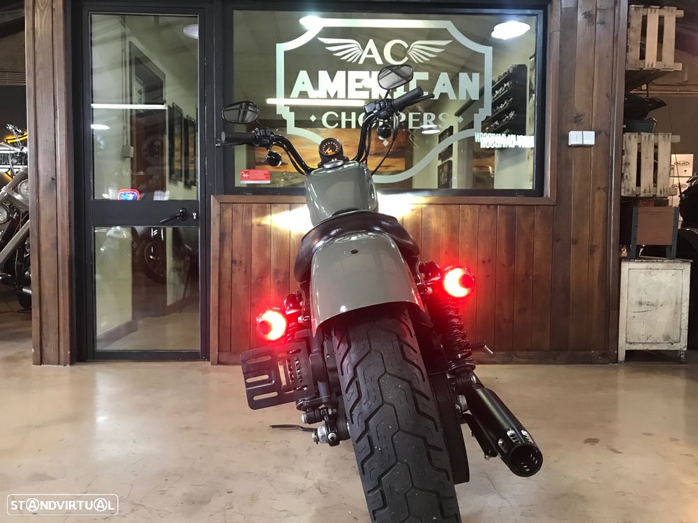 Harley-Davidson Sportster XL 883 Iron - 13