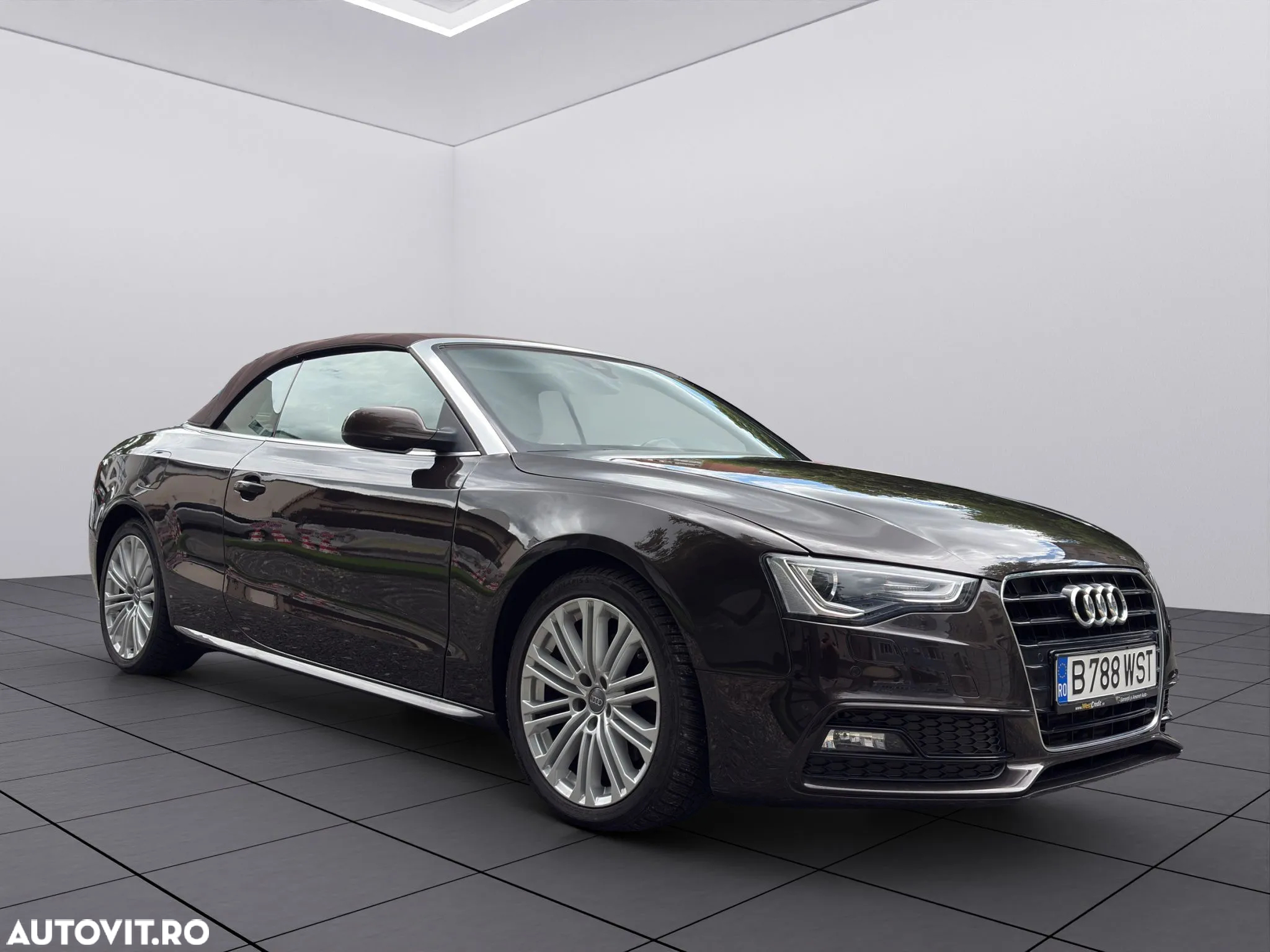 Audi A5 Cabrio 3.0 TDI quattro Stronic - 2