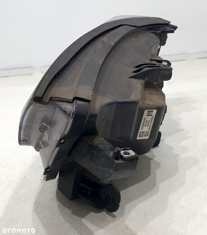 Opel Mokka X Reflektor Prawy 42589989 - 4