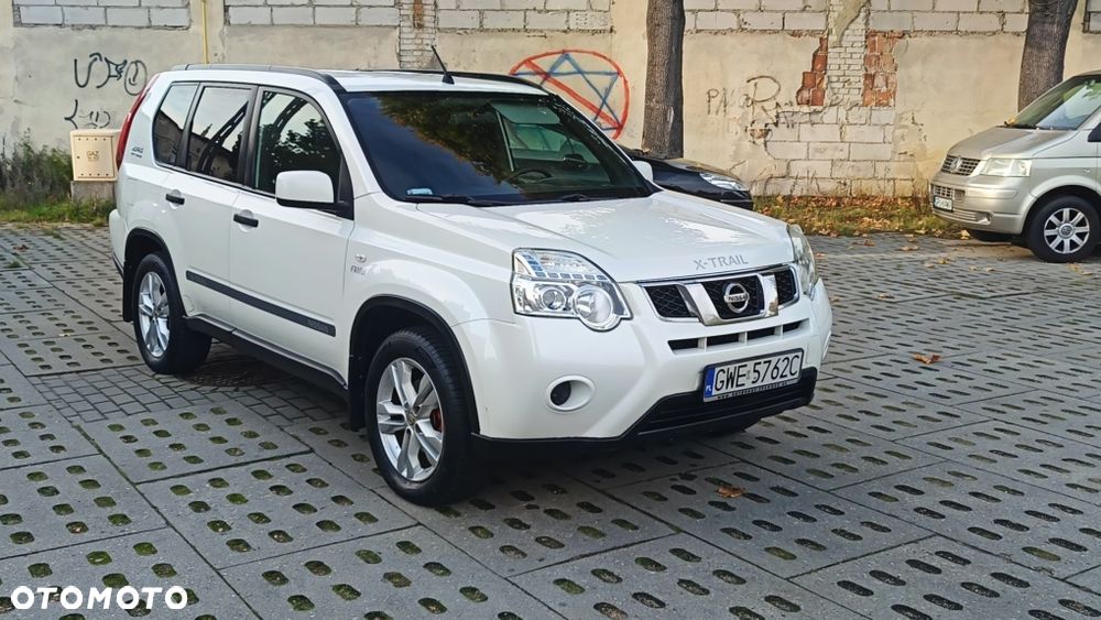 Nissan X-Trail 2012 photo 2