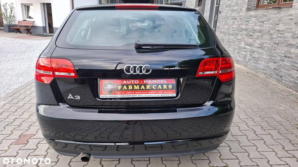Audi A3 Sportback 1.6 Ambiente - 6
