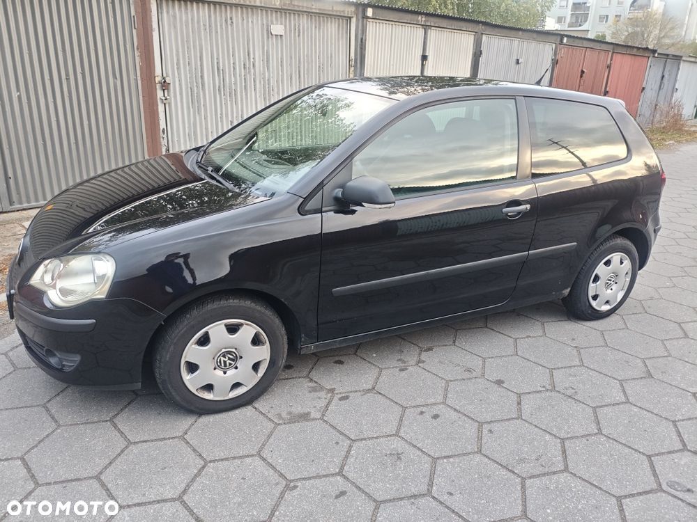 Volkswagen Polo - 2
