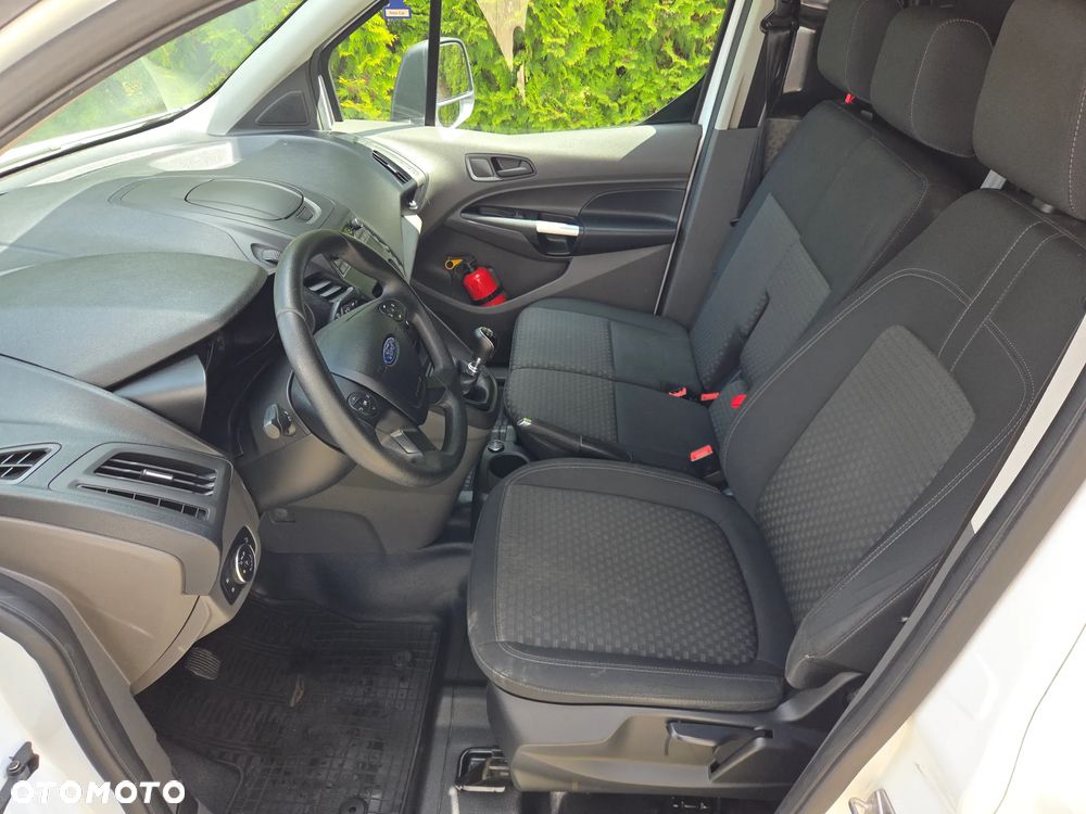 Ford Transit Connect - 11