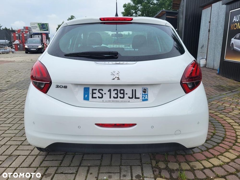 Peugeot 208 1.6 BlueHDi Allure S&S - 4