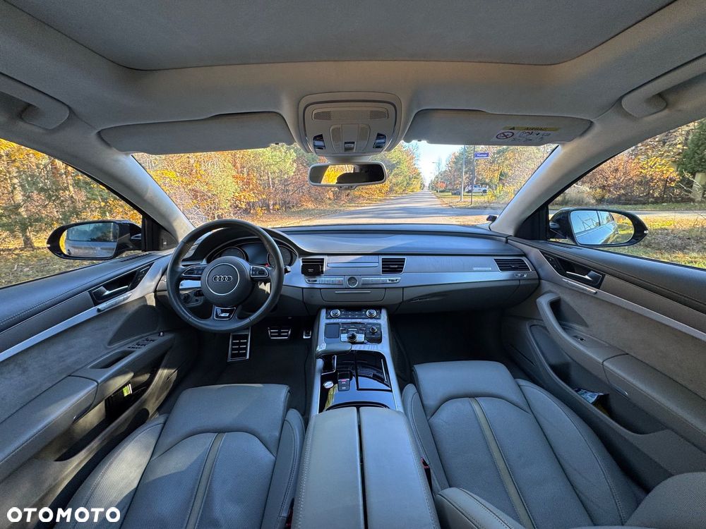 Audi S8 Plus 4.0 TFSI Quattro - 27