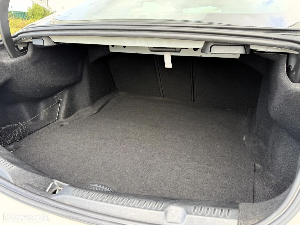 Mercedes-Benz E 220 d AMG Line Aut. - 13