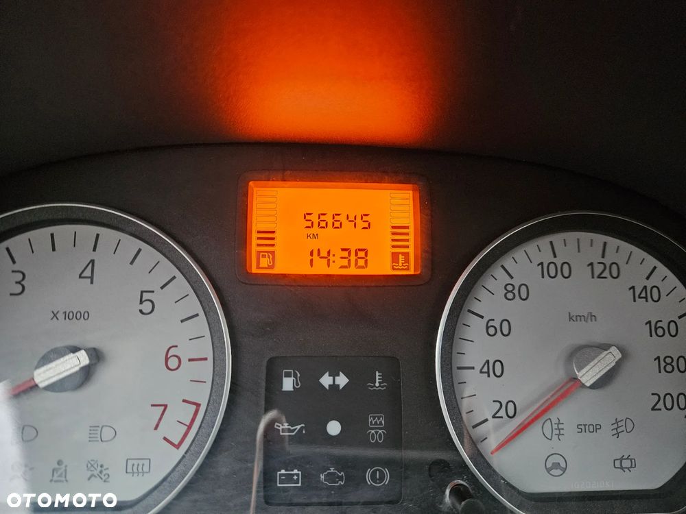 Dacia Sandero 1.6 Laureate - 11