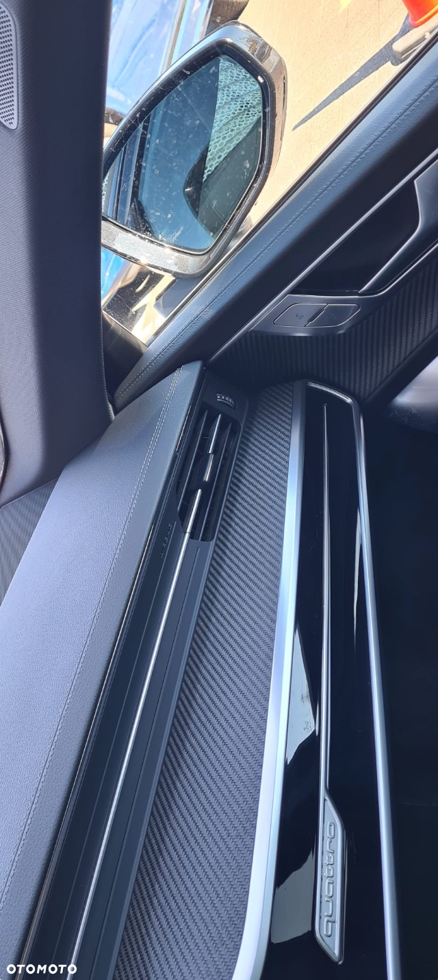 Audi S6 Avant - 30
