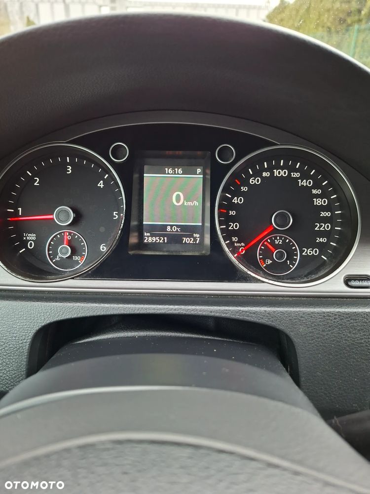 Volkswagen Passat 2.0 TDI Comfortline DSG - 21