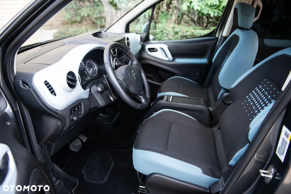 Citroën Berlingo Multispace e-HDi 90 FAP EGS6 Exclusive - 16