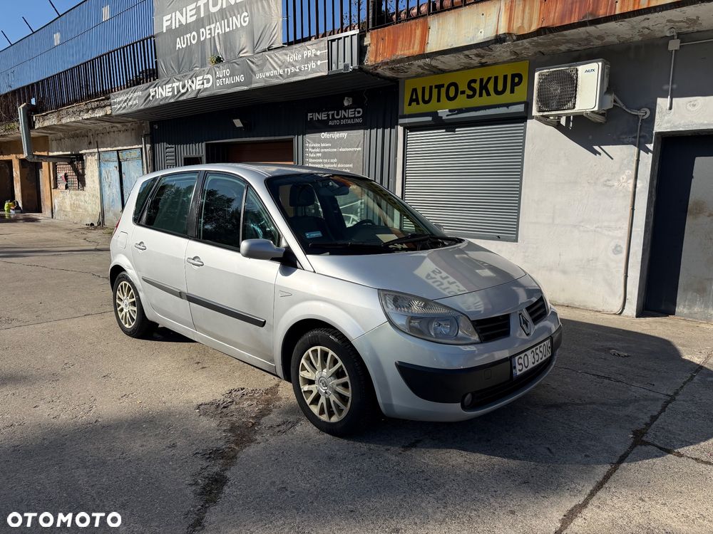 Renault Scenic - 1