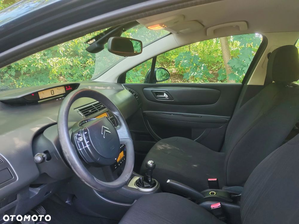 Citroën C4 1.4 16V Impress - 7