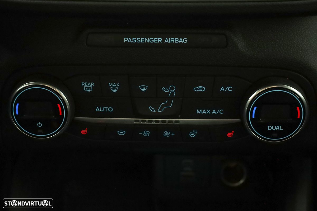 Ford Focus 1.0 EcoBoost MHEV ST-Line Style SIP - 11