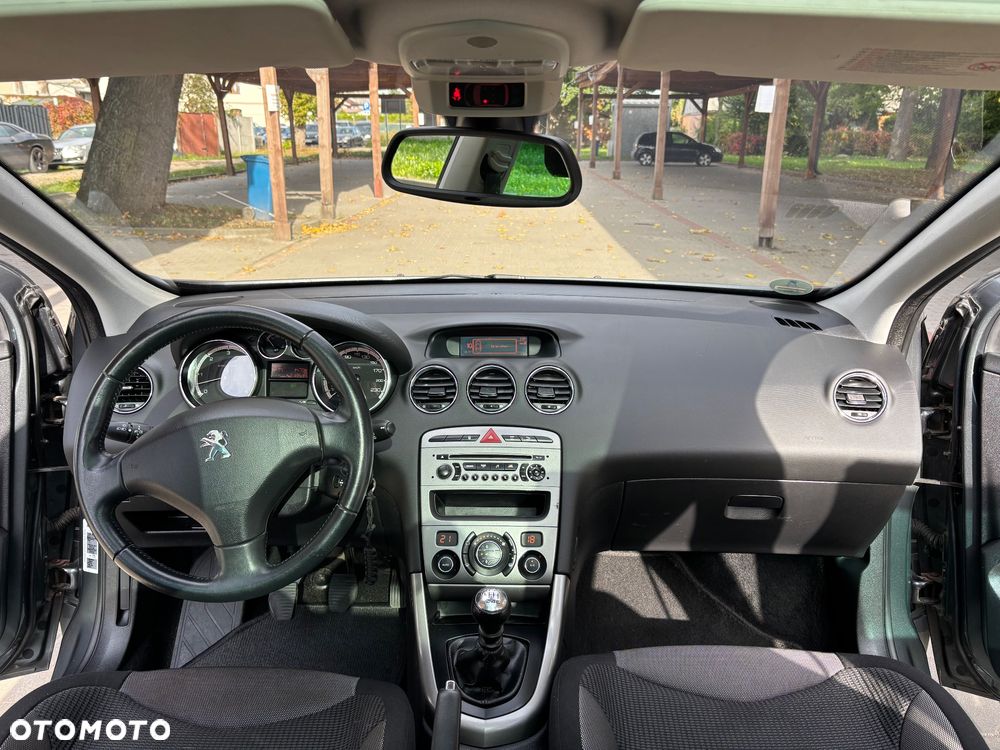 Peugeot 308 e-HDi FAP 110 Stop&Start Family - 12