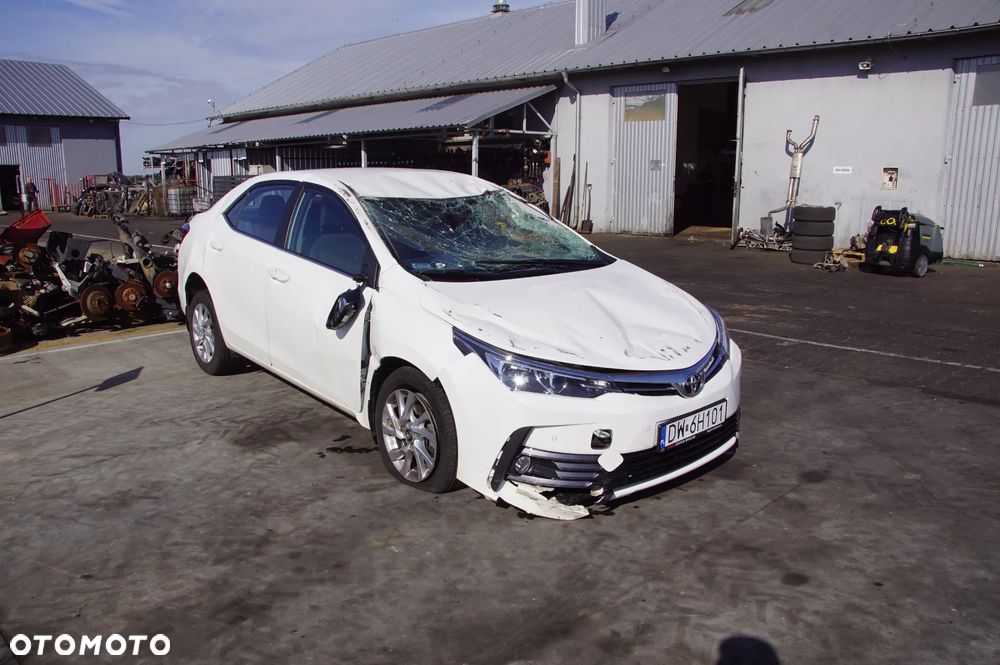Auto na części - Toyota Corolla E16 XI Lift 1.6 Valvematic 132 KM 1ZR-FAE 3040020110 040 2016R Drzwi Szyby Klapa Zderzak Silnik Skrzynia Komputer Licznik Radio Konsola Moduł - 11