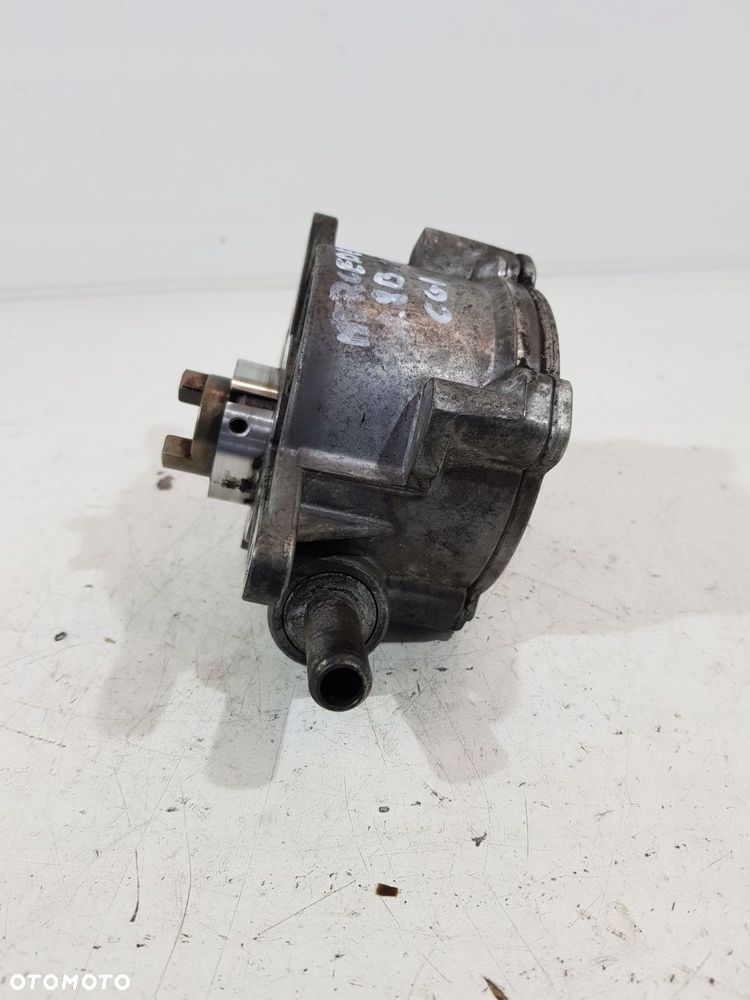 pompa vacum a642301027 mercedes w251 w221 3.0cdi - 3