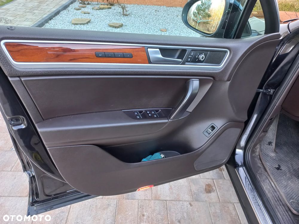 Volkswagen Touareg - 14