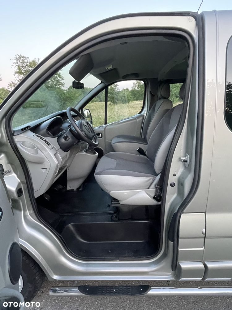 Opel Vivaro - 21