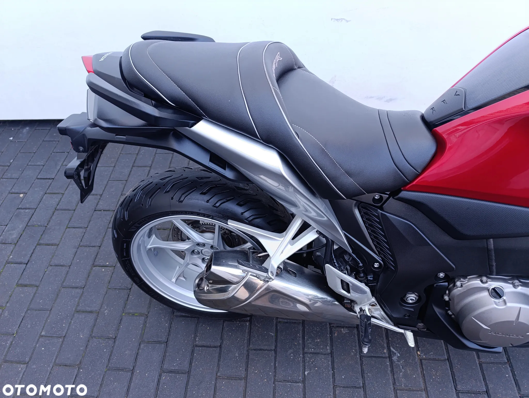 Honda VFR - 21