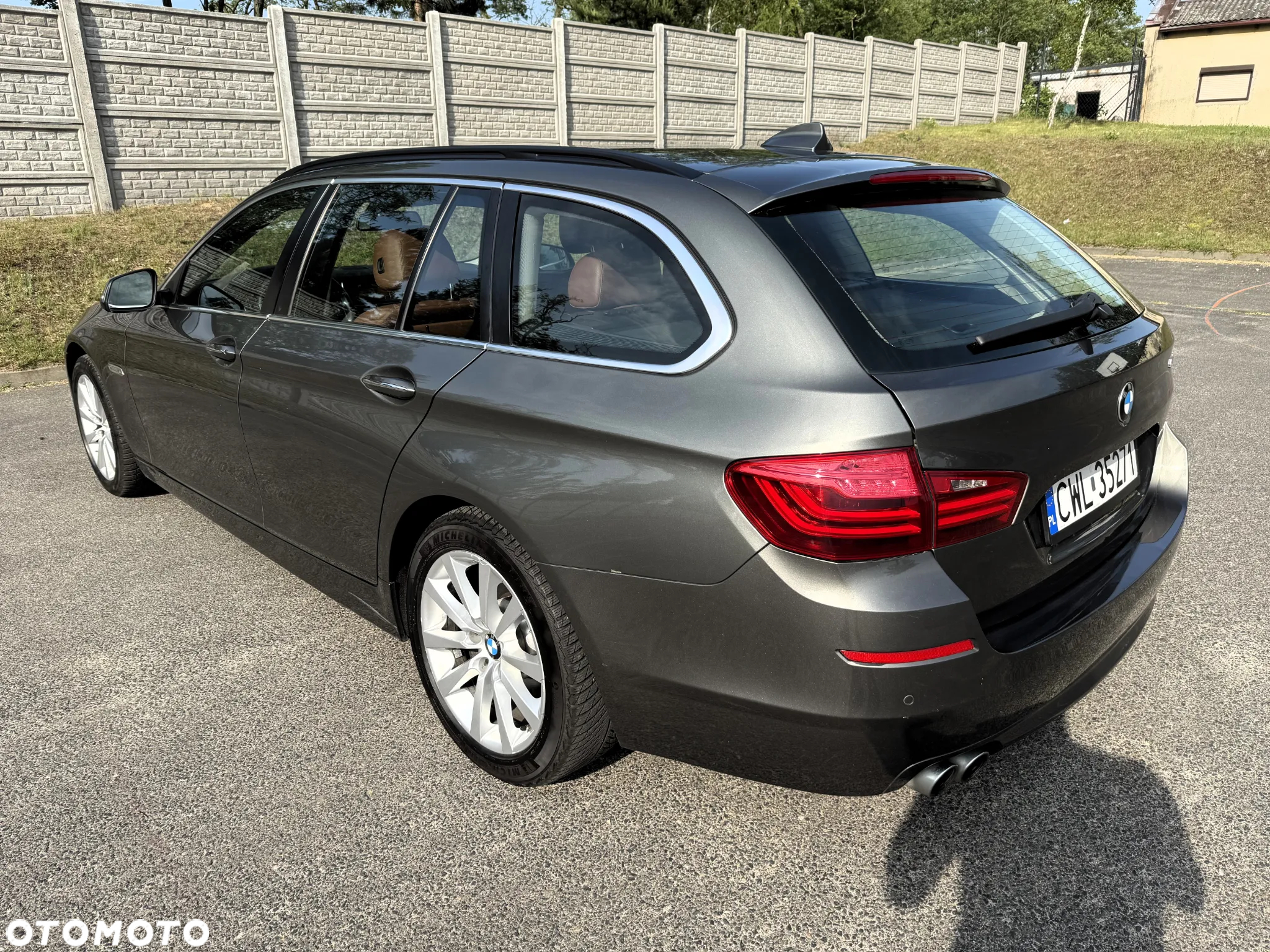 BMW Seria 5 520d Touring Luxury Line - 2