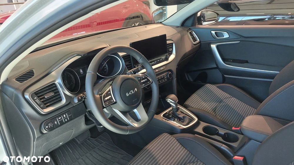 Kia Ceed 1.5 T-GDI M DCT - 6