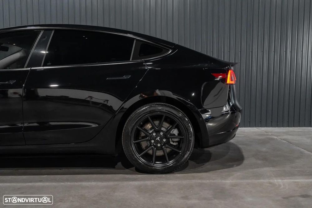 Tesla Model 3 Standard Range Plus RWD - 28