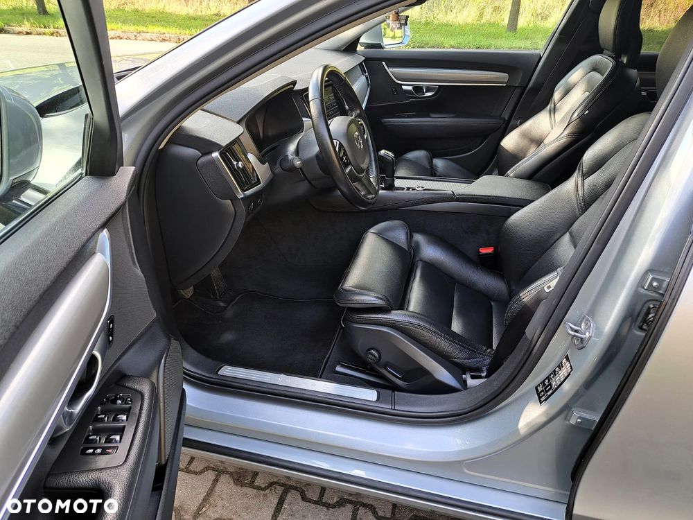 Volvo S90 D3 Momentum - 16