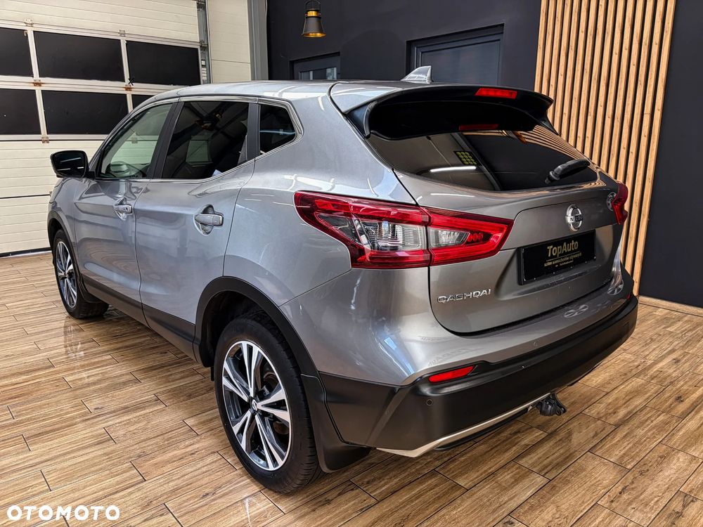 Nissan Qashqai 1.3 DIG-T N-Connecta DCT - 9