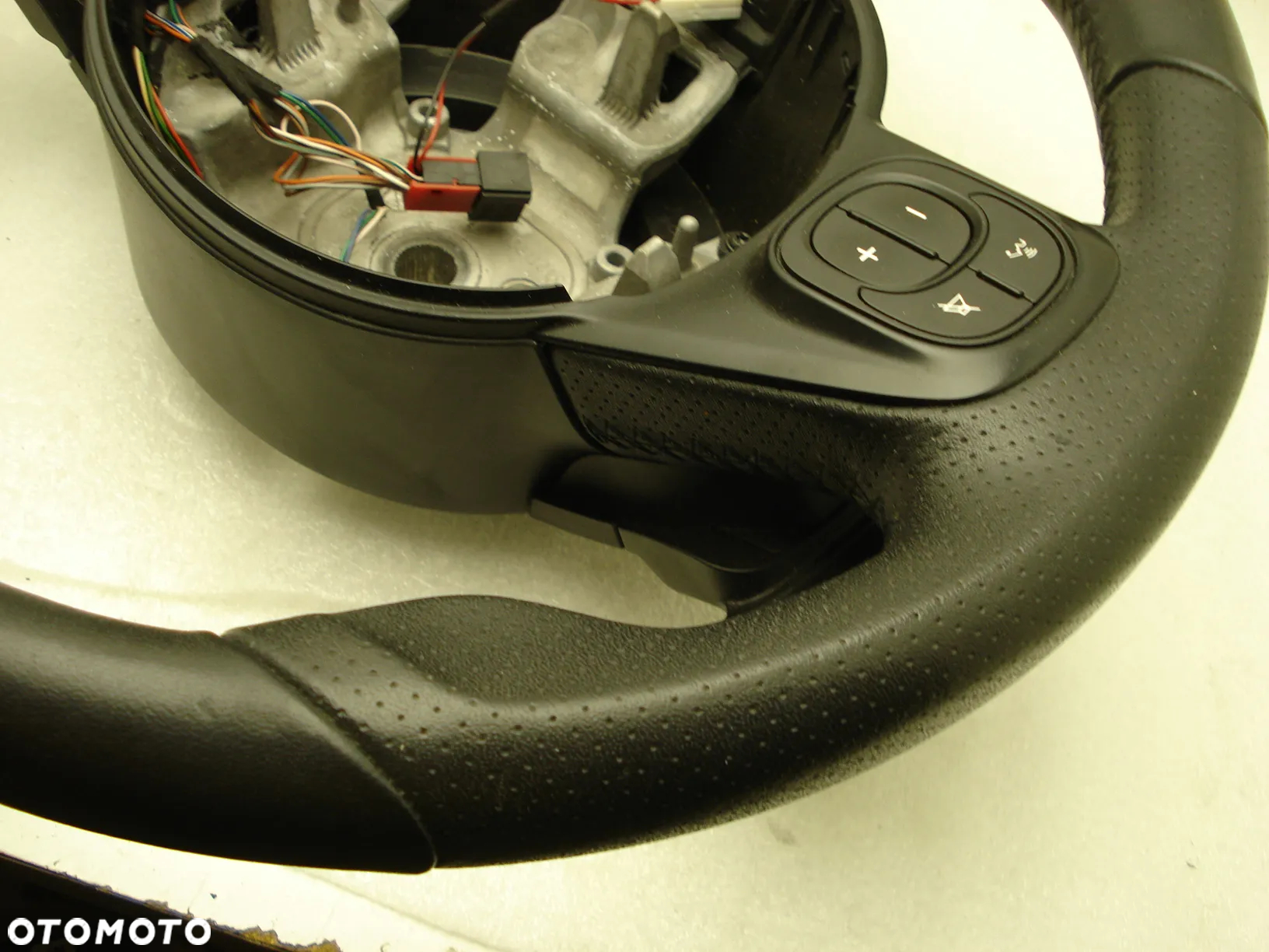 KIEROWNICA FIAT 500 ABARTH ŁOPATKI B.ŁADNA - 6