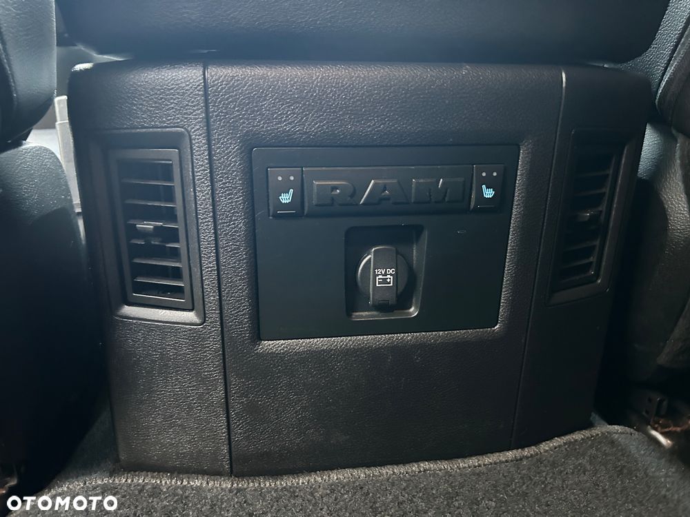 Dodge RAM - 30