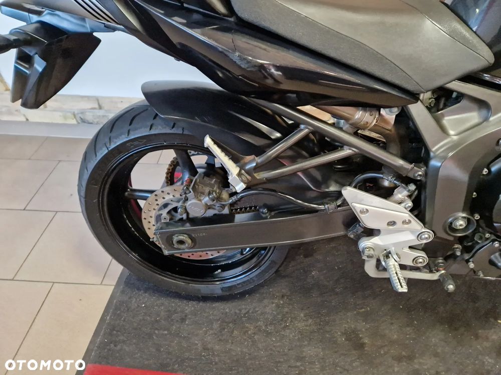 Yamaha FZ6 - 25