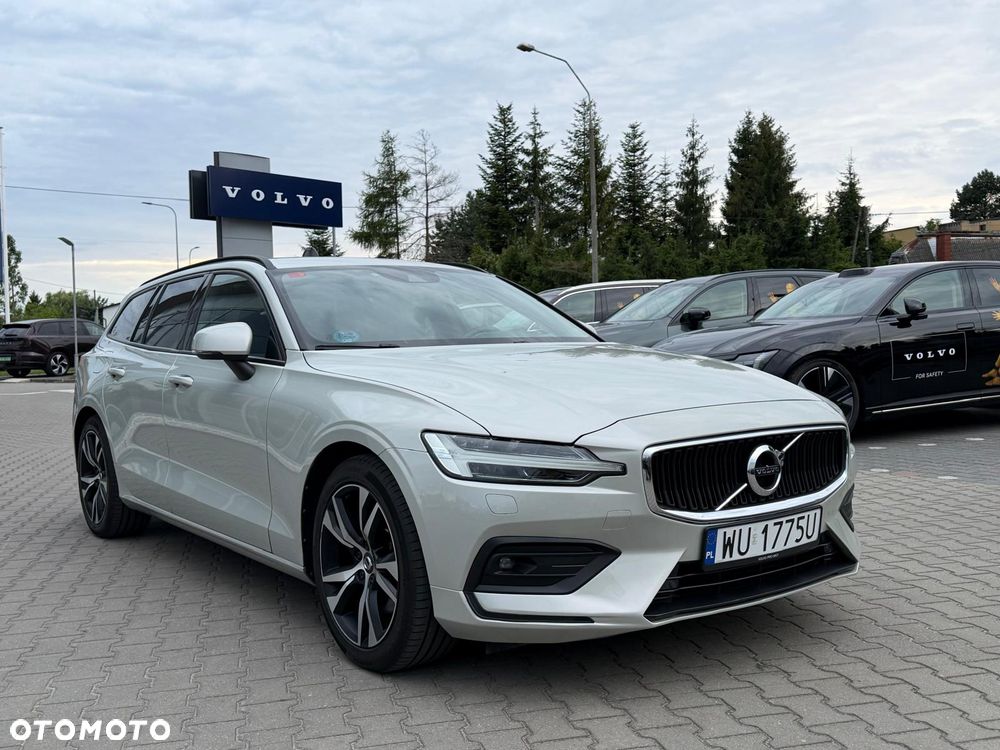 Volvo V60 D4 Momentum - 8