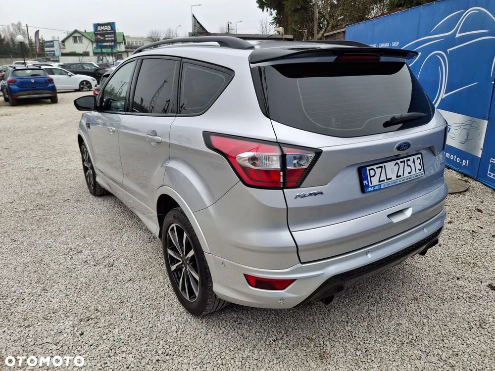 Ford Kuga 1.5 EcoBoost 2x4 ST-Line - 8