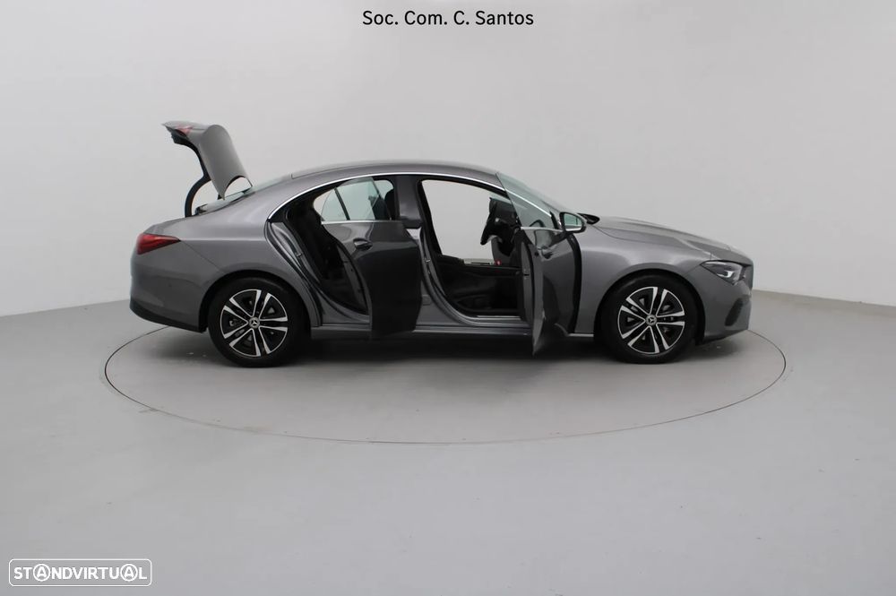 Mercedes-Benz CLA 200 d - 10