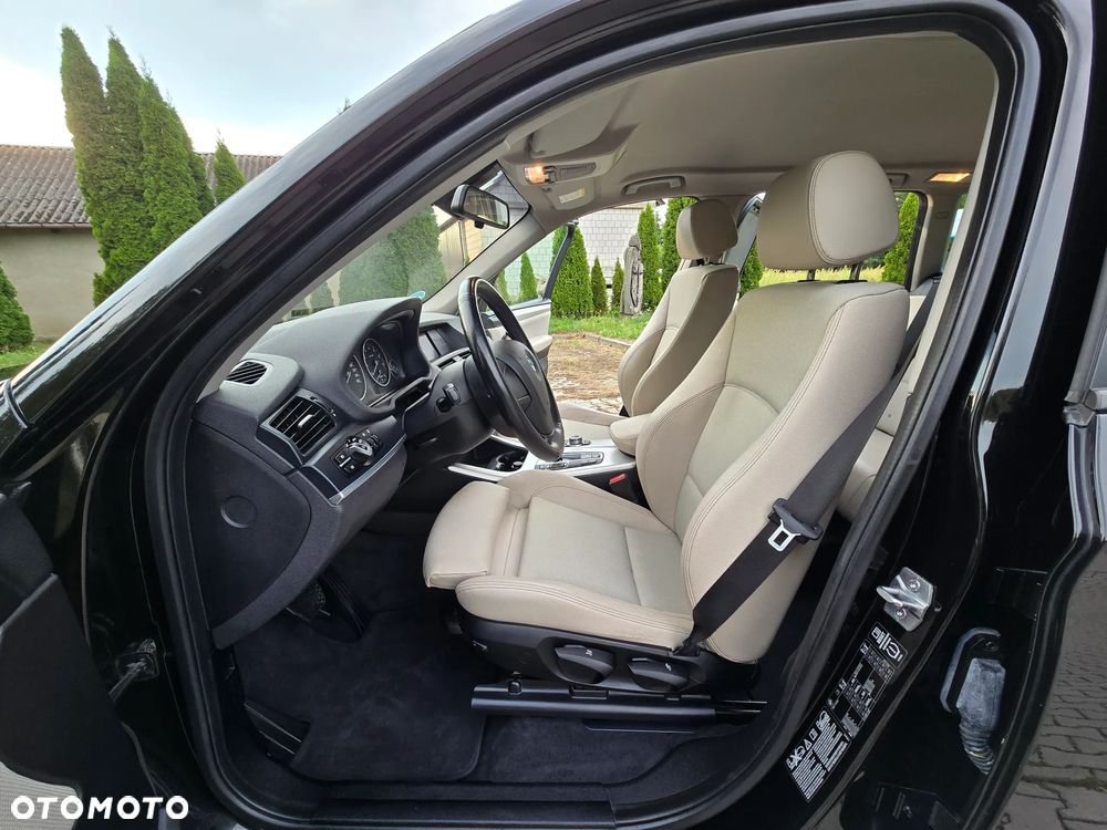 BMW X3 xDrive20i - 11