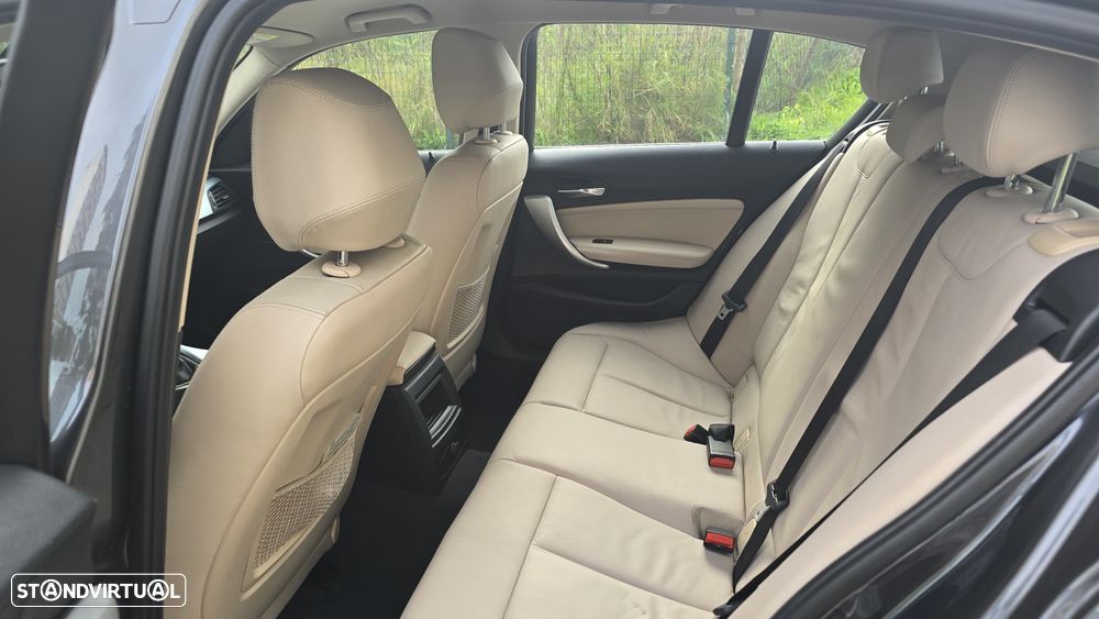 BMW 116 d Line Urban - 18