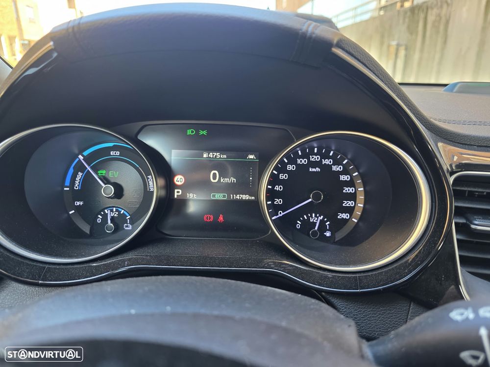 Kia XCeed - 25