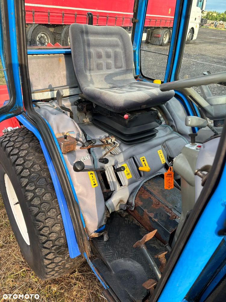 Iseki 2001 r. | Kosiarka bijakowa + Pług + Solarka | 1916 mth | DOKUMENTY do - 6