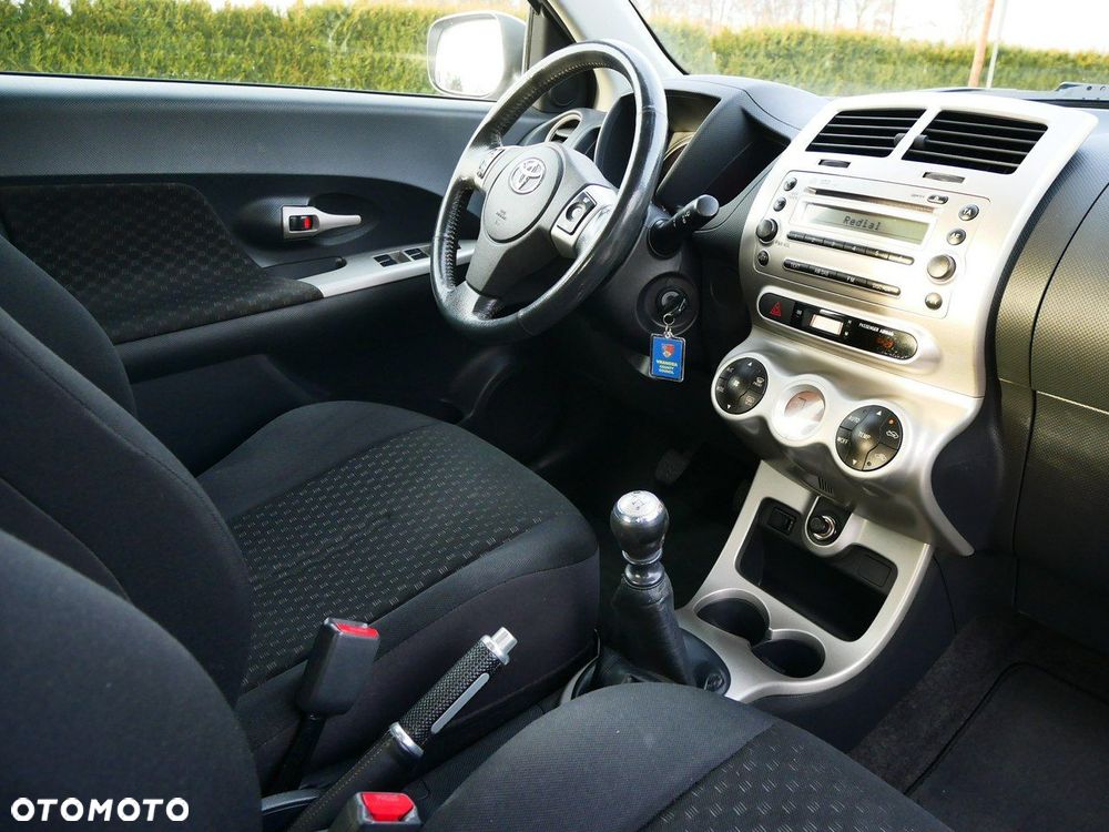 Toyota Urban Cruiser 1.4 D-4D 4x2 Life - 5