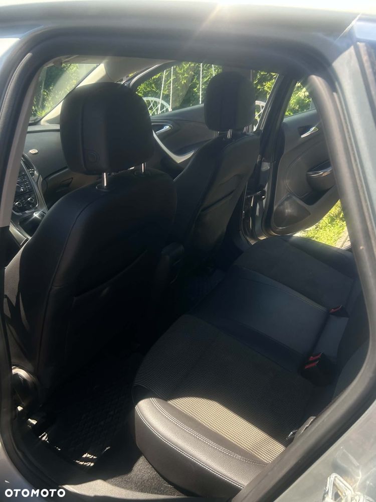 Opel Astra 1.7 CDTI Cosmo - 7