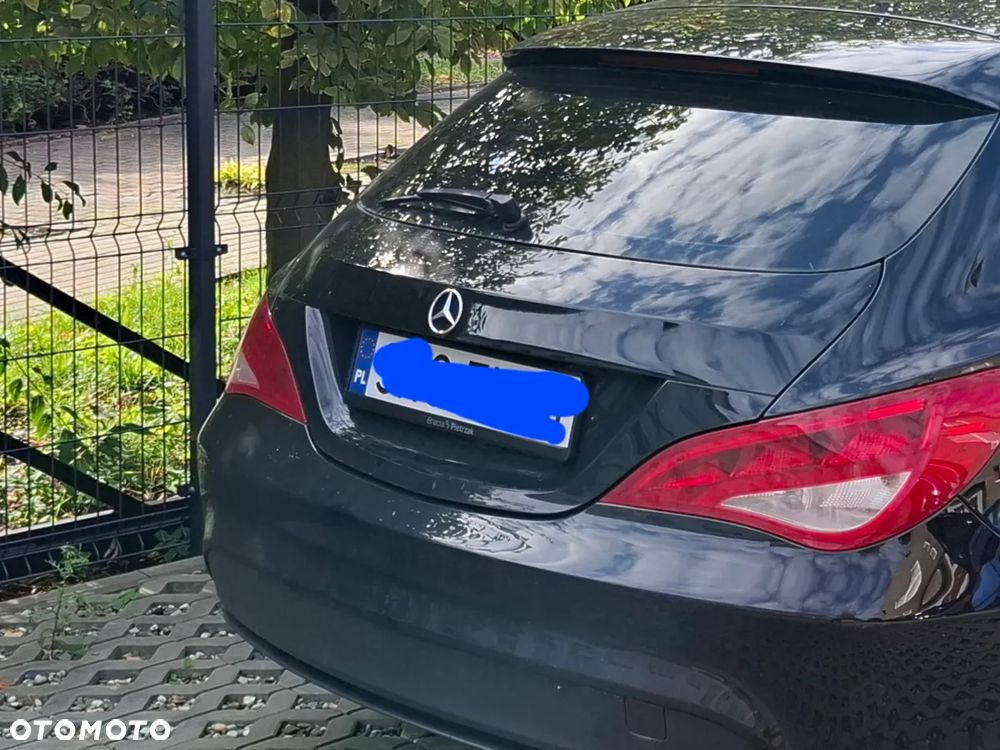 Mercedes-Benz CLA 180 d - 5
